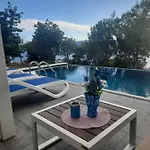 Apartament Novi Lux *