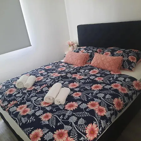 Apartament Novi Lux *